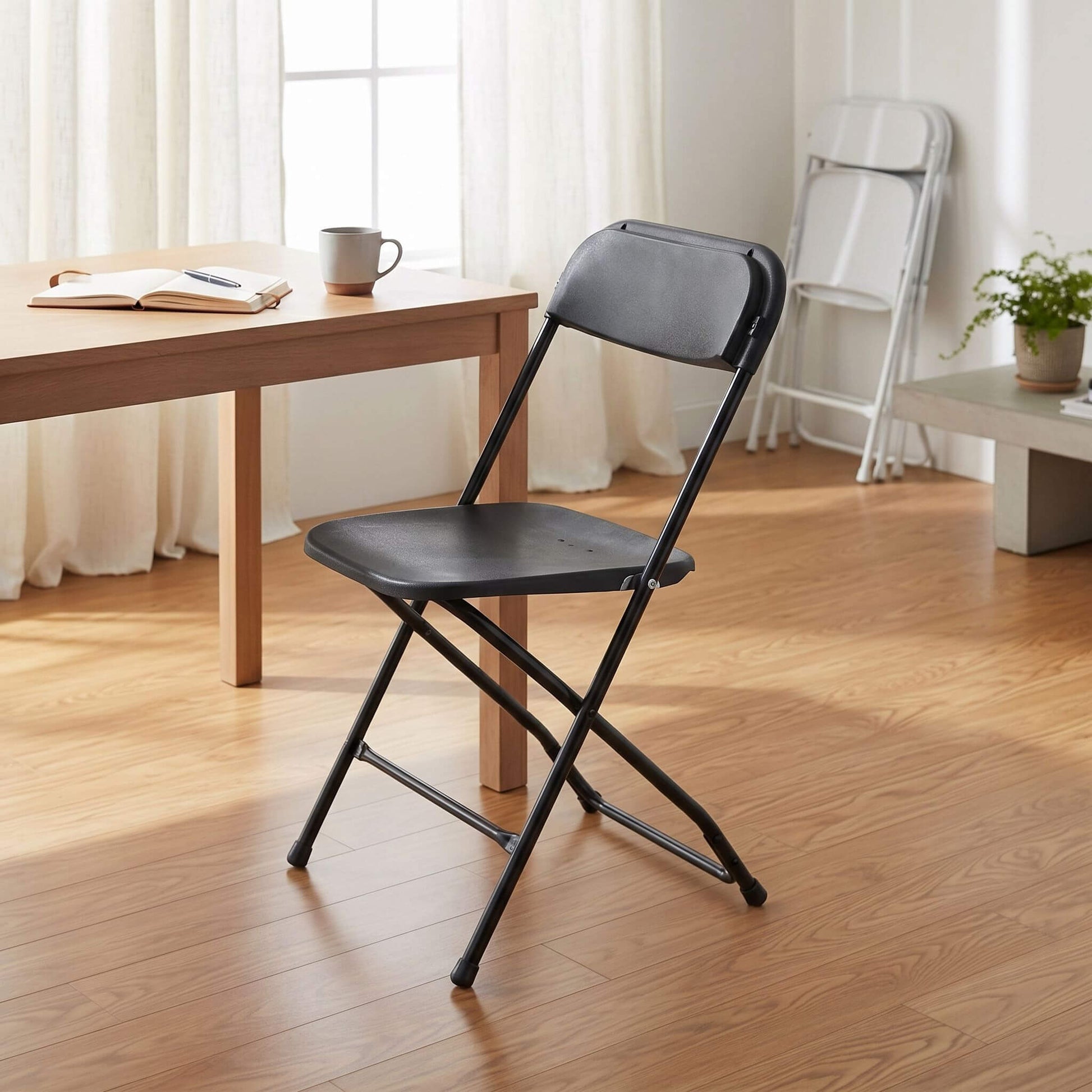 Lightweight Plastic Folding Chair for Indoor & Outdoor Use（4-Piece Set）